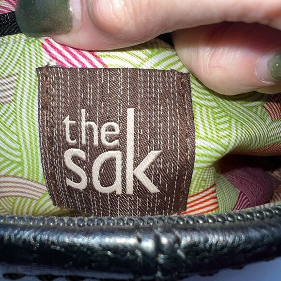 The Sak Simplistic Crossbody Black Leather Bag - Picture 10 of 13